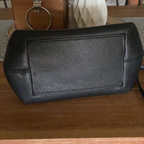 Kate Spade cross body purse - Picture 5 of 14